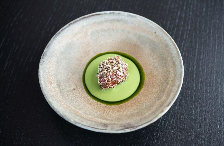 AtelierMoessmer_dish2-©LucaDalGessoXUEBE_Animelle di vitello AtelierMoessmer_dish2-©LucaDalGessoXUEBE_Animelle di vitello